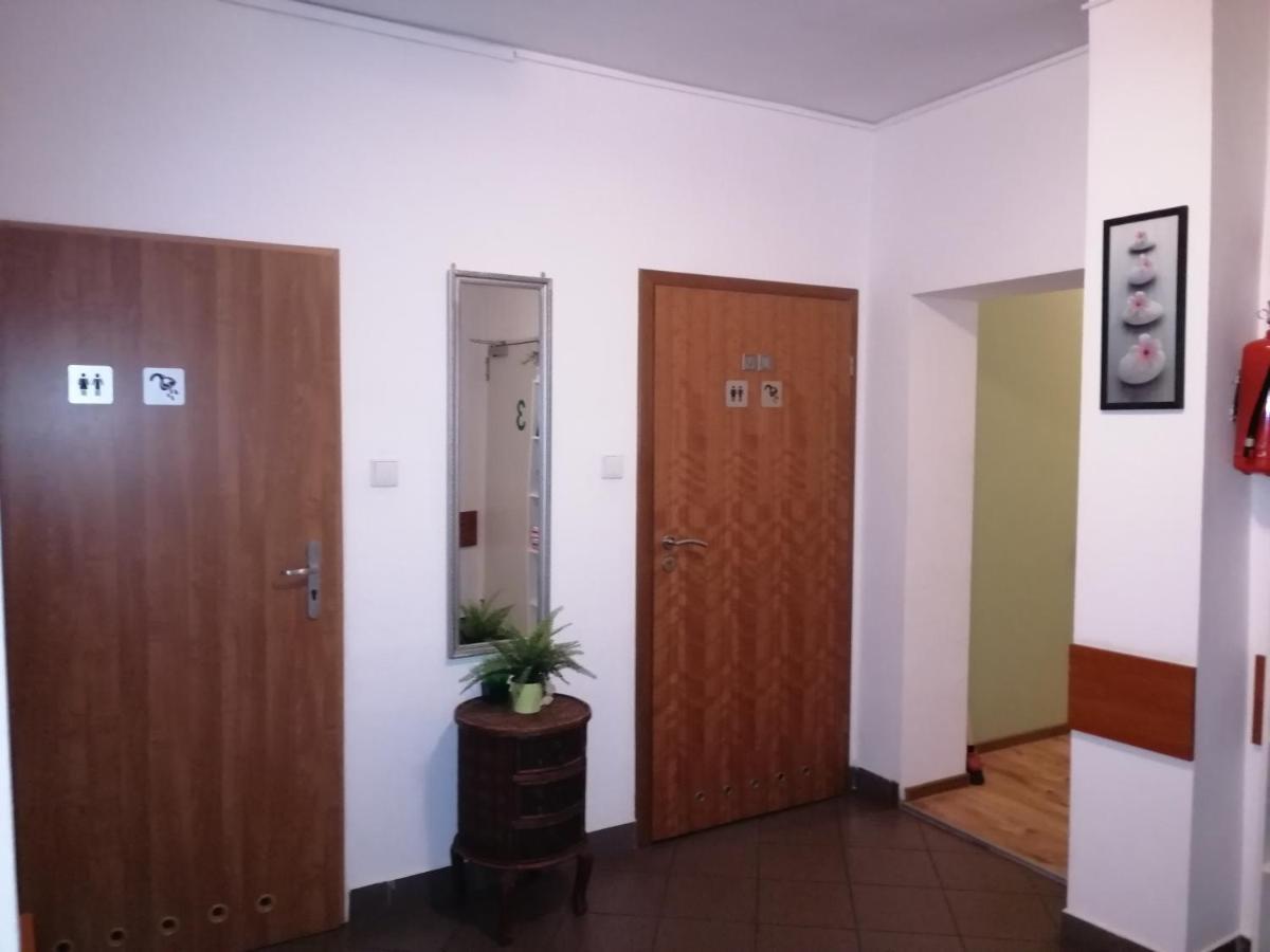 Hostel Gliwice Centrum Exterior foto